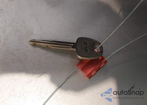 2006 Hyundai Elantra z USA, uszkodzony, nr VIN KMHDN56DX6U200066